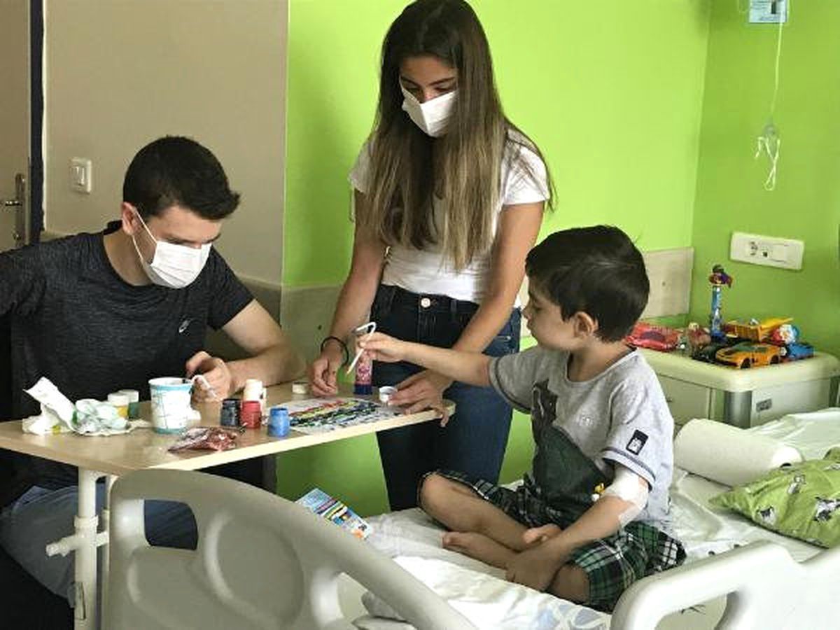 İki Öğrenciden Alkışlanacak Davranış