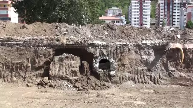 Temel Kazısında Tarihi Yapının İzlerine Rastlandığı İddiası Temel Kazısında Tarihi Yapının İzlerine Rastlandığı İddiası
