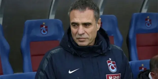 Ersun Yanal Özel Olarak Görüştü