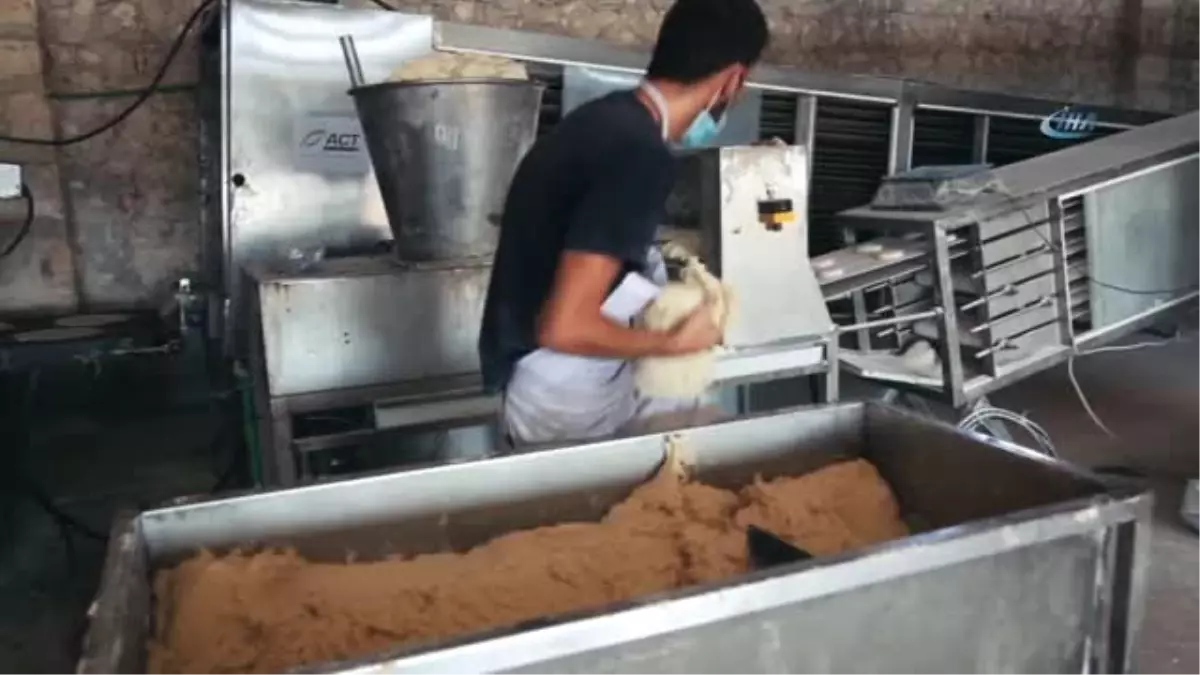 Suriye'de Kurulan 'Zafer Ekmek Fırını' Üretime Başladı