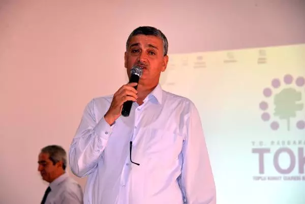 Türkoğlu'nda TOKİ Konutlarının Emekli Sahipleri Kurayla Belirlendi Türkoğlu'nda TOKİ Konutlarının Emekli Sahipleri Kurayla Belirlendi