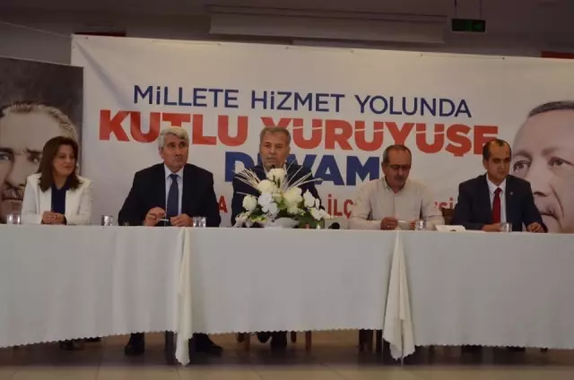 Aslanapa AK Parti'de Ahmet Şahan ile Yola Devam Aslanapa AK Parti'de Ahmet Şahan ile Yola Devam