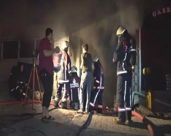 Bağcılar'da Kumaş Üretim Atölyesinde Korkutan Yangın