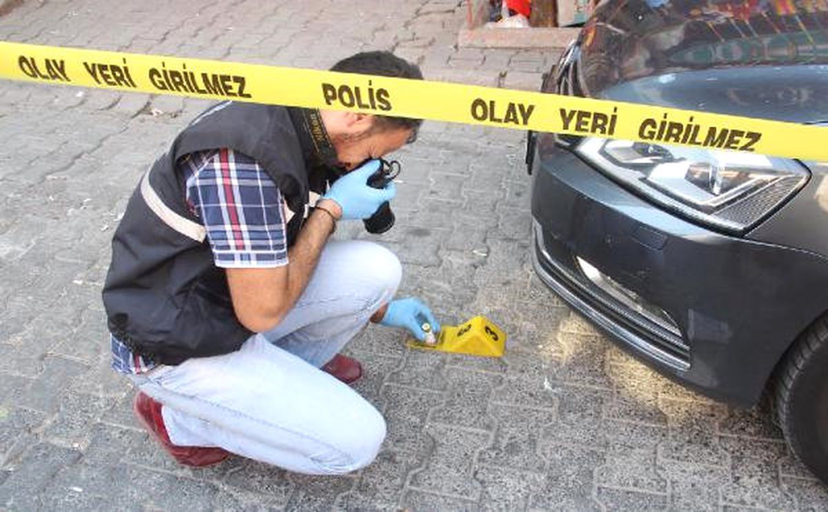 Tatil İçin Adana'ya Gelen Gurbetçi Aileye Pompalı Tüfekle Saldırı: 5 Yaralı