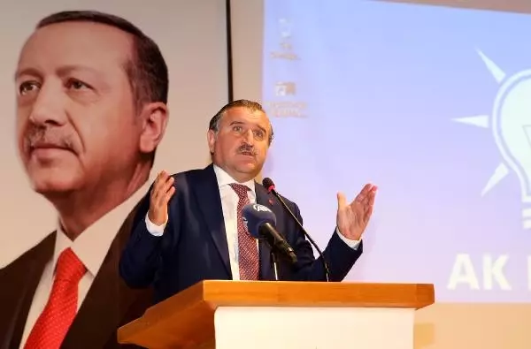 Bakan Bak: Asla Diz Çökmeyen Türkiye İstiyoruz