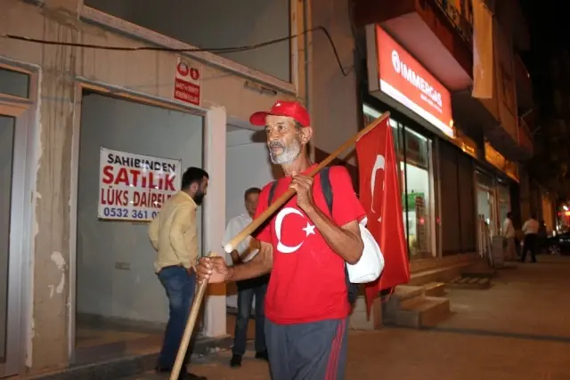 Şehit Eren Bülbül İçin Maçka'ya Yürüyor