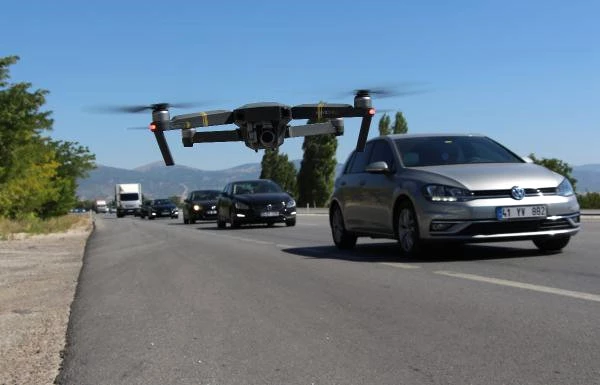 Sürücülere 'Drone'la Yakın Takip