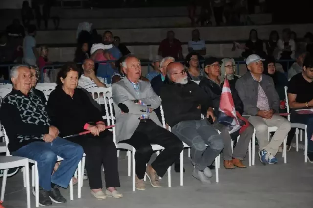 Yazar Erol Mütercimler, Beylikdüzü Halkına 30 Ağustos'u Anlattı