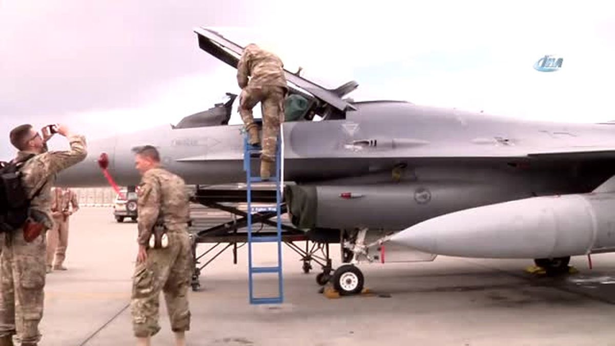 Kabil-Hd)- NATO'dan Afganistan'a Ziyaret- Komutan Nicholson: 'Taliban, Afgan Komandoları Karşısında...