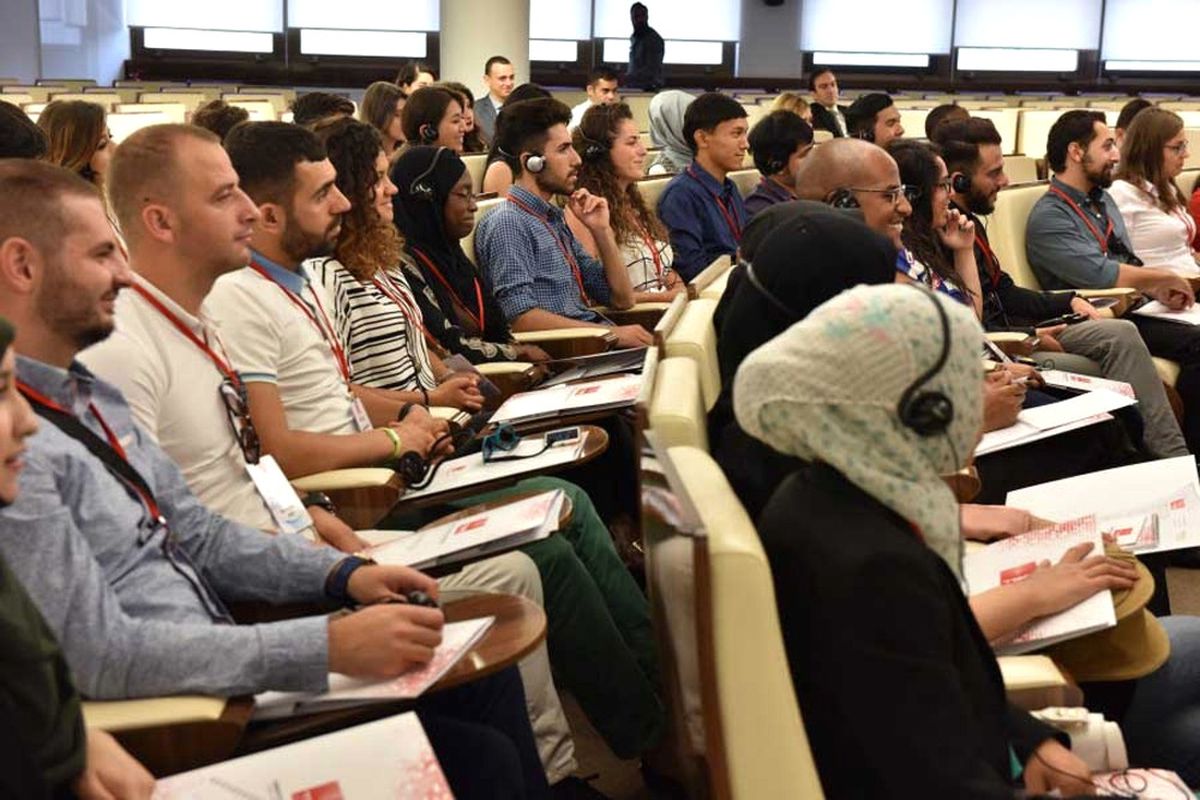 Tika'dan Komorlu Yeni Mezun Gençlere Eğitim Desteği