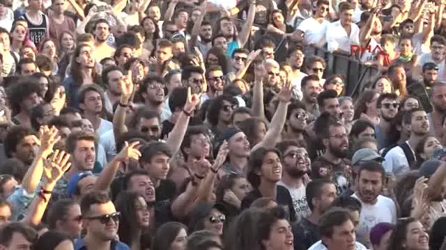 5 Günde 75 Sanatçı 200 Bin Kişiyle Buluştu 5 Günde 75 Sanatçı 200 Bin Kişiyle Buluştu