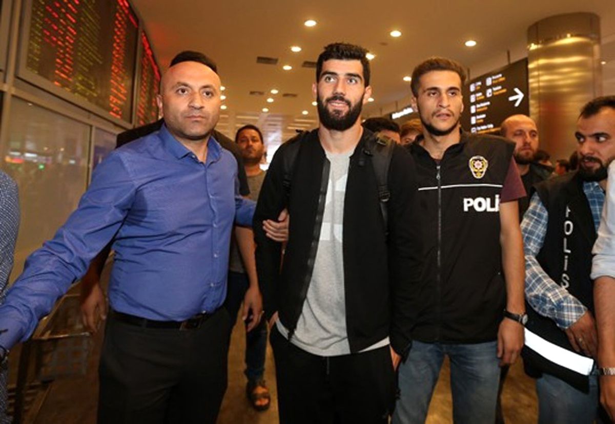 Fenerbahçe'nin Yeni Transferi Luis Neto, İstanbul'a Geldi