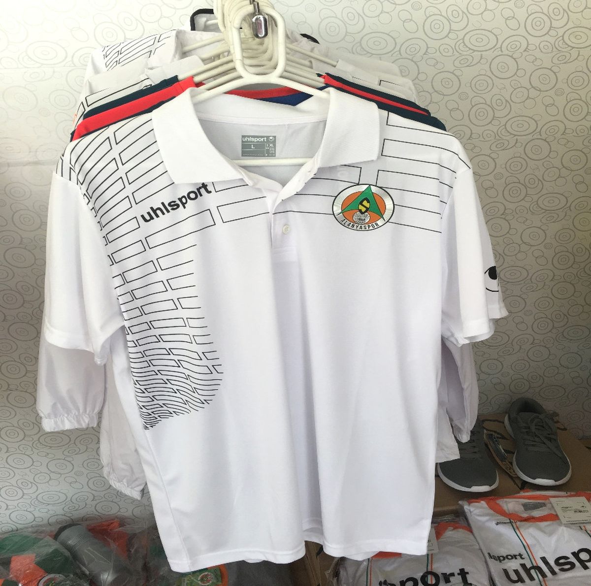 Aytemiz Alanyaspor'un Yeni Sezon Formaları Mobil Mağazada
