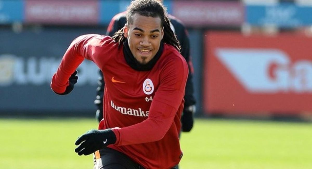 Denayer Yeniden Galatasaray'da