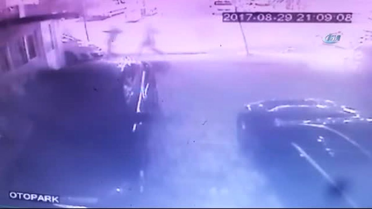 Şişli'de Yaşanan Çatışma Anı Kameralara Yansıdı