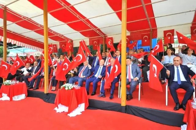 Vali Coşkun: 30 Ağustos Zaferi Asırlardır Hür Yaşayan Bir Milletin Haykırışıdır