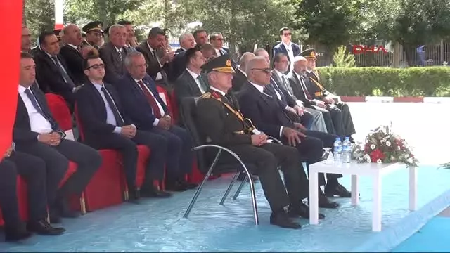 Van'da 30 Ağustos Zafer Bayramı Kutlandı Van'da 30 Ağustos Zafer Bayramı Kutlandı
