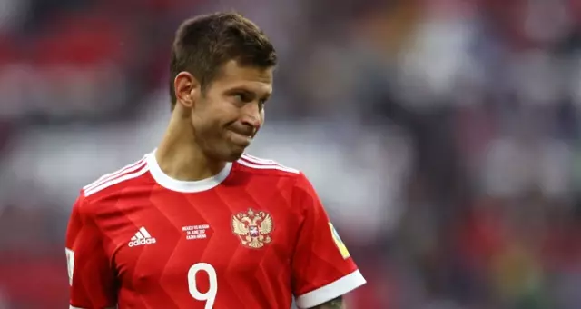 Beşiktaş, Cenk Tosun'un Yerine Fedor Smolov'u Düşünüyor