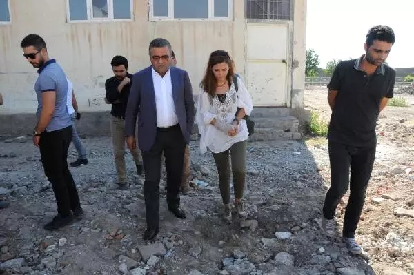 CHP'li Tanrıkulu: Öğretmenleri Tehdit Altında Bırakacak Bu Atama İşleminden Vazgeçilmeli CHP'li Tanrıkulu: Öğretmenleri Tehdit Altında Bırakacak Bu Atama İşleminden Vazgeçilmeli