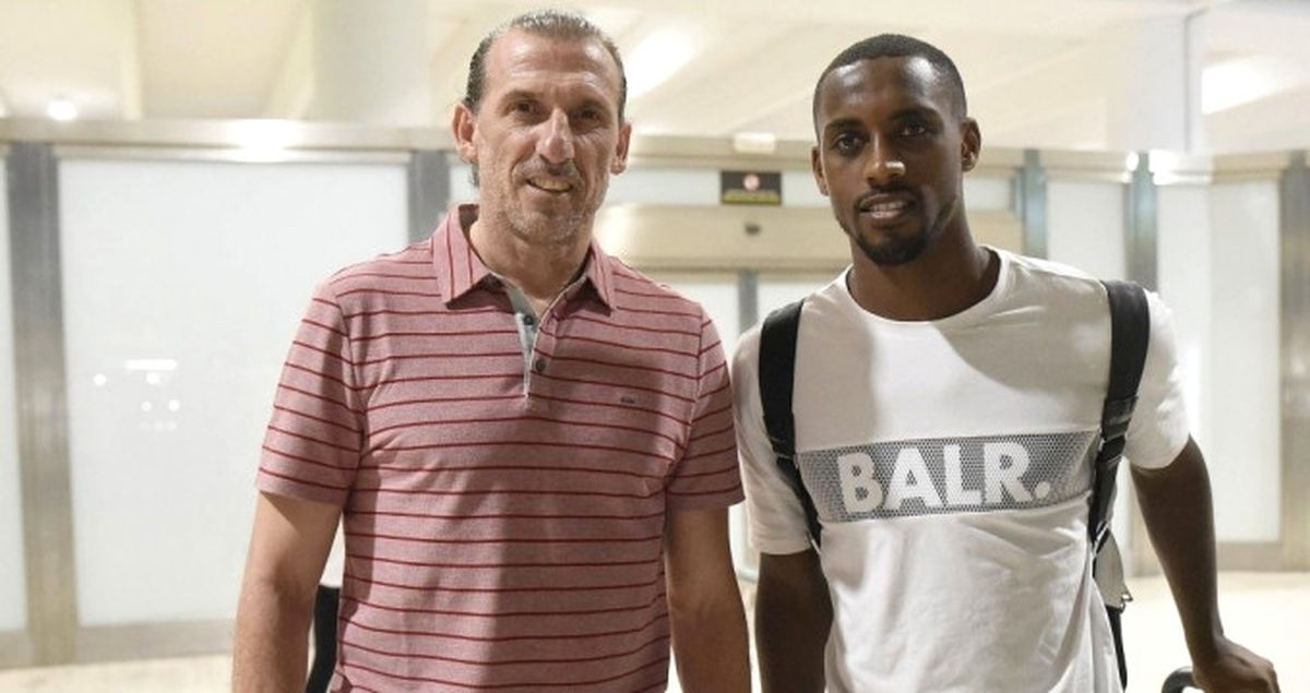 Sevilla, Galatasaray'dan Carole'ü 1 Yıllığına Kiraladığını Açıkladı