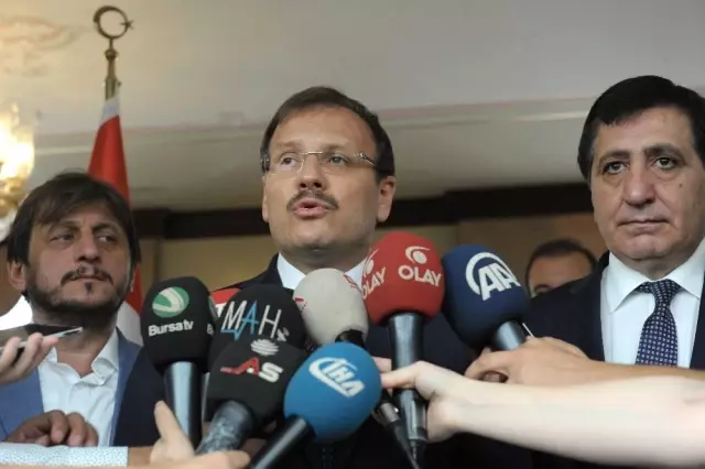 Başbakan Yardımcısı Çavuşoğlu: 'Kimin Yardıma İhtiyacı Varsa Ona Ulaşmaya Çalışıyoruz' Başbakan Yardımcısı Çavuşoğlu: 'Kimin Yardıma İhtiyacı Varsa Ona Ulaşmaya Çalışıyoruz'
