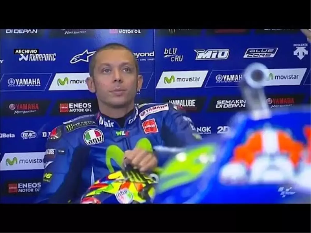 İtalyan Pilot Rossi Ayağını Kırdı