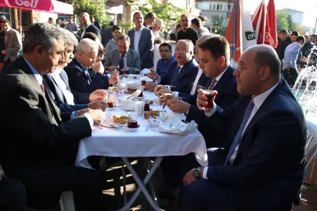 Kütahya'da Bayram Coşkusu Kütahya'da Bayram Coşkusu