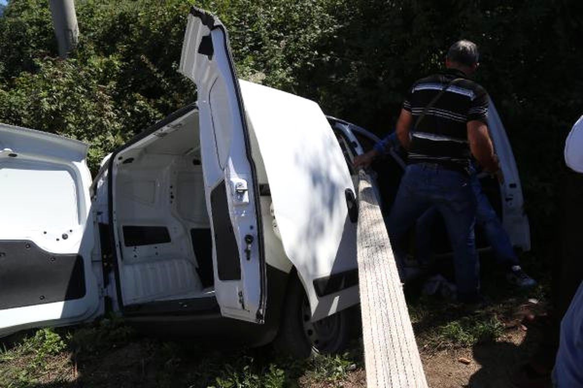 Yaralanan Sürücüye Baktıktan Sonra Kaçtı