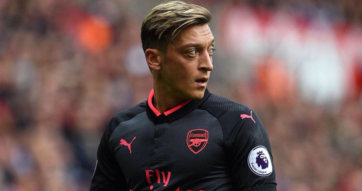 Barcelona, Mesut Özil İçin Arsenal'a Teklif Yapacak