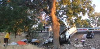 Karaman'da Kaza: Sürücü ve Eşi Öldü, Gelini ve Torunu Yaralı