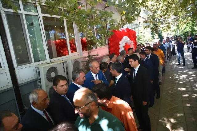Kurban Bayramı Kutlanıyor Kurban Bayramı Kutlanıyor