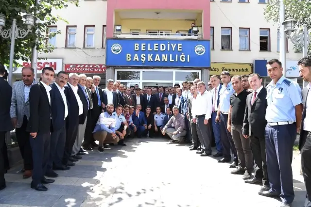 Muş Belediyesinde Bayramlaşma Töreni Muş Belediyesinde Bayramlaşma Töreni