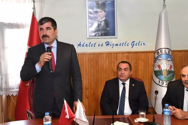 Muş Belediyesinde Bayramlaşma Töreni Muş Belediyesinde Bayramlaşma Töreni