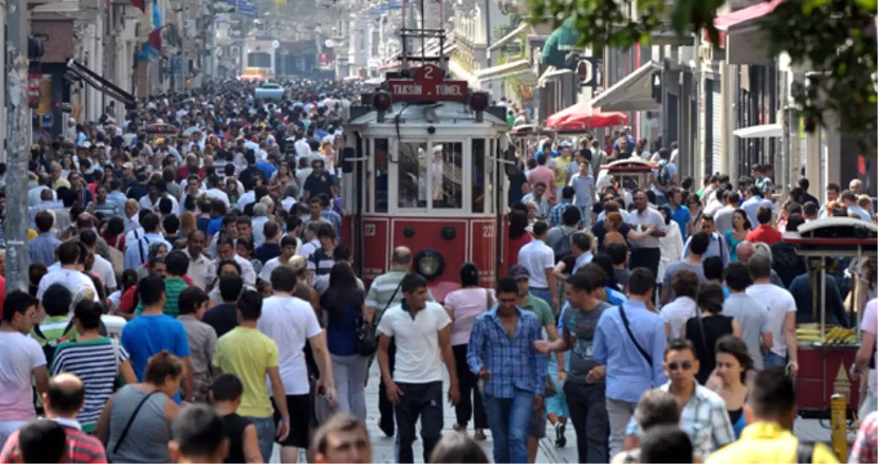 5 Yılda 1 Milyon Artan İstanbul Nüfusu, 2023'de 16 Milyon Kişi Olacak