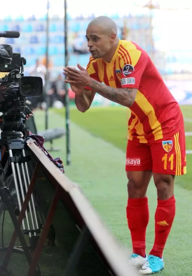 Evkur Yeni Malatyaspor�da Reyes ve Veliton Sesleri Spor