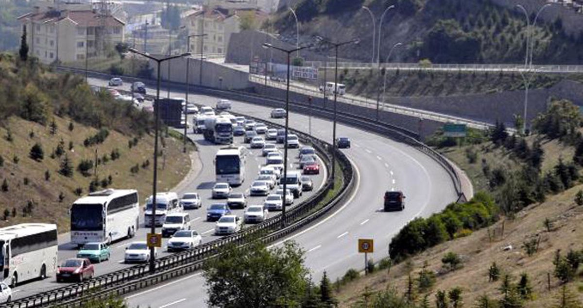 Dönüş Yolculuğunda Sona Gelindi! İşte Trafikte Son Durum