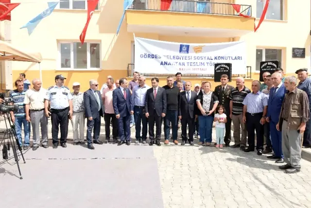 Gördes'in Düşman İşgalinden Kurtuluşu Kutlandı Gördes'in Düşman İşgalinden Kurtuluşu Kutlandı