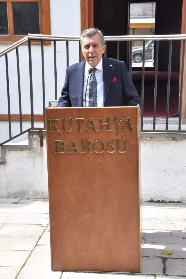 Kütahya'da Yeni Adli Yıl Törenle Açıldı Kütahya'da Yeni Adli Yıl Törenle Açıldı