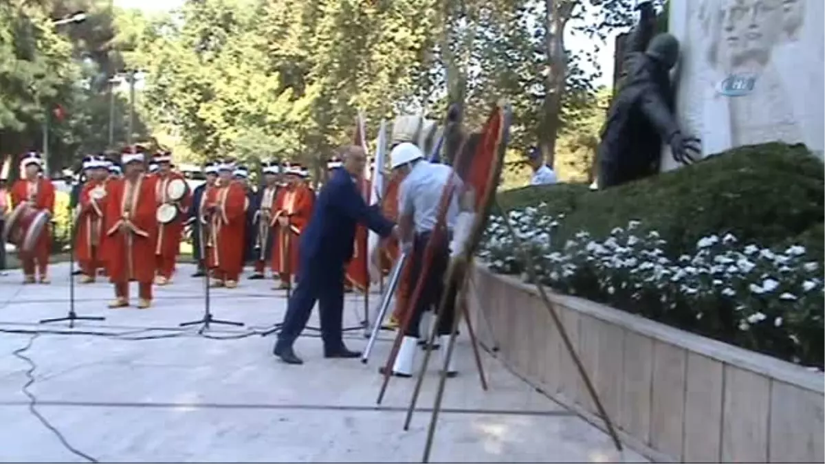 Salihli'nin 95'inci Kurtuluş Yılı Atlı Birliklerle Kutlandı