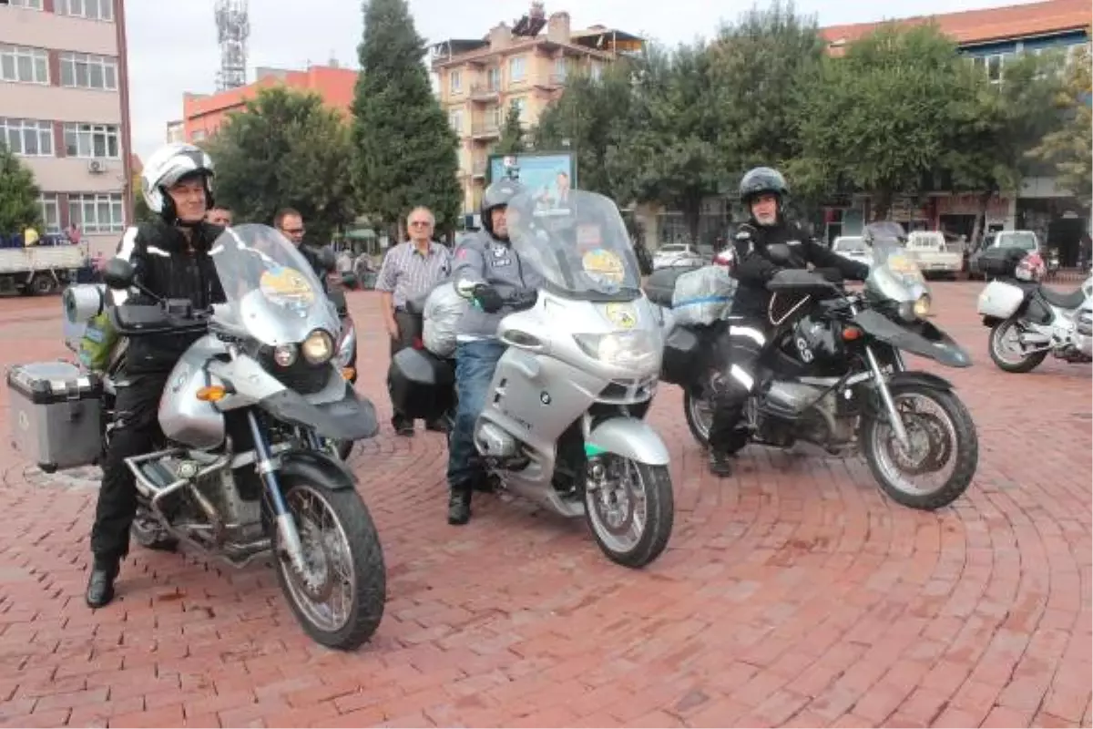 'Tavşanlı Seyyahları' Motosikletle İran'a Gidiyor