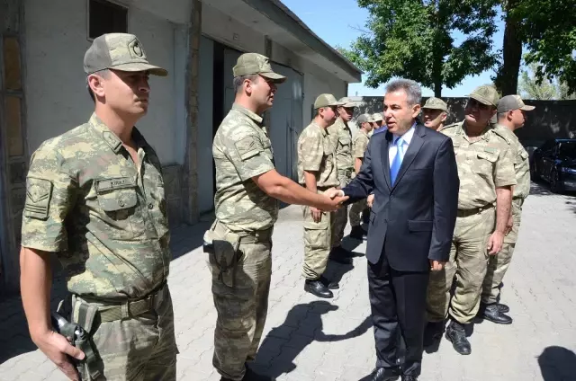 Vali Elban'ın Bayram Ziyaretleri Devam Ediyor