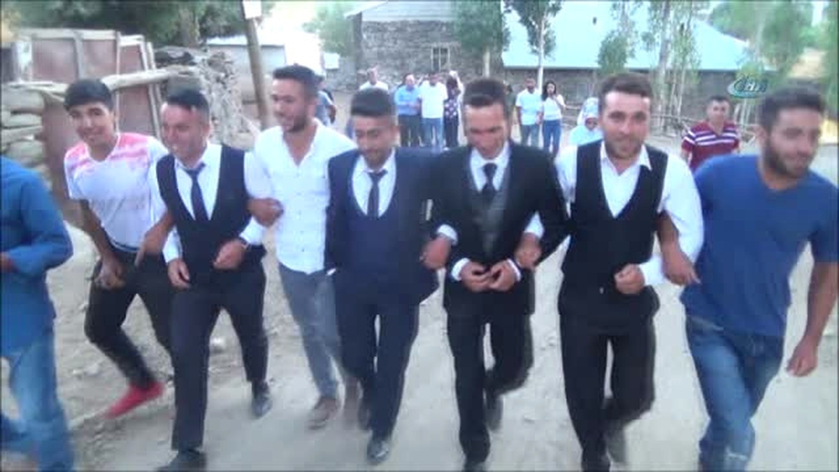 Ağrı'da 'Şah Bezeme' Geleneği Yüz Yıllardır Devam Ediyor