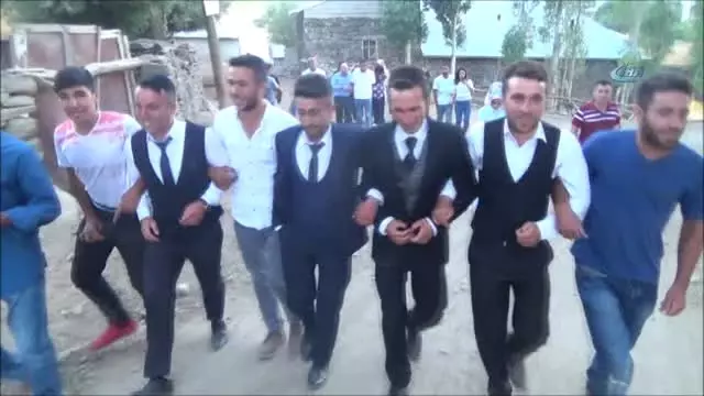 Ağrı’da ’Şah Bezeme’ Geleneği Yüz Yıllardır Devam Ediyor