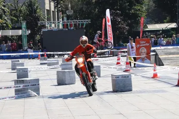 Düzce'de, 'Yakın Karadeniz Baja Rallisi' Start Aldı