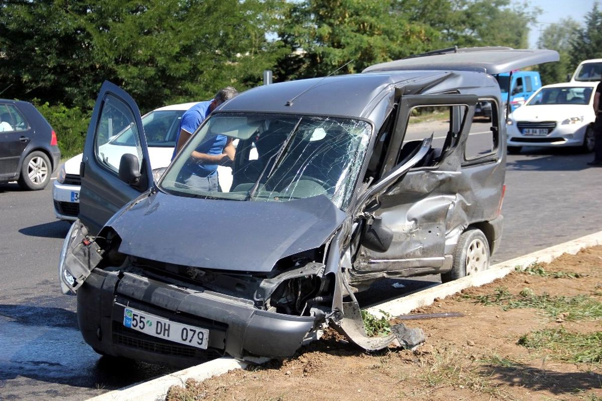 Samsun'da Feci Kaza: 2 Ölü, 5 Yaralı
