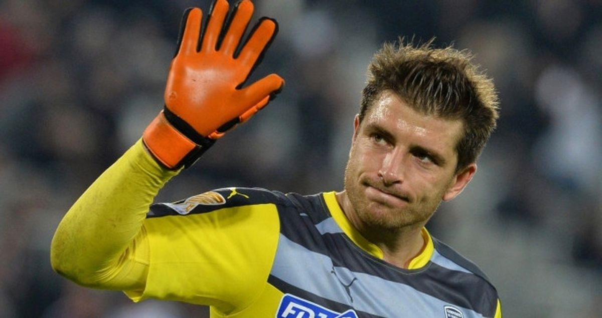 Galatasaray, Kaleci Carrasso Transferini KAP'a Bildirdi