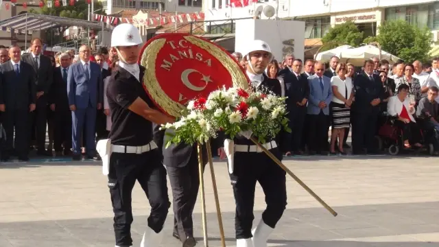Manisa'da Kurtuluş Günü Etkinlikleri Manisa'da Kurtuluş Günü Etkinlikleri