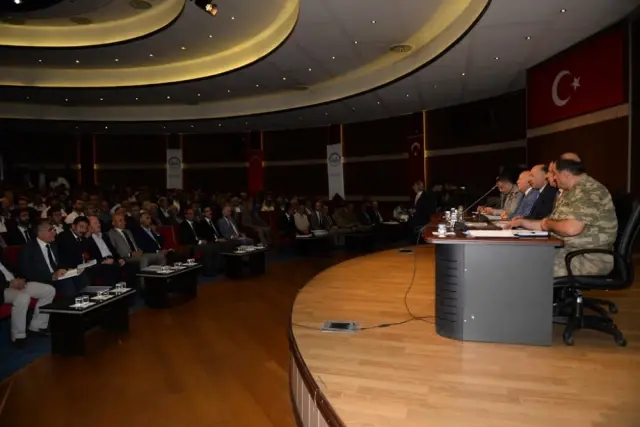 Uyuşturucuya Karşı Topyekûn Mücadele Uyuşturucuya Karşı Topyekûn Mücadele
