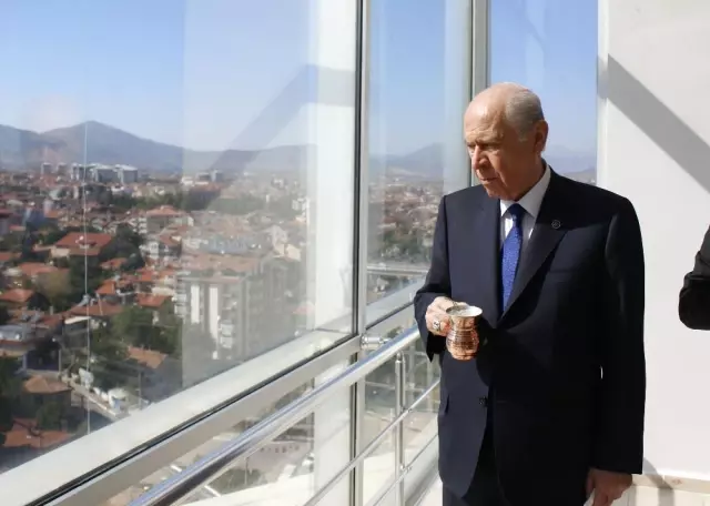 Bahçeli, Halı ve Kilim Müzesini İnceledi