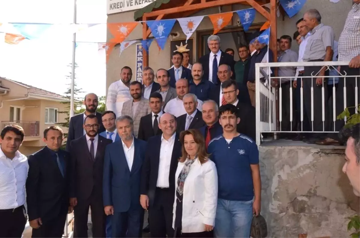 Emet AK Parti'de Temayül Yoklaması